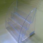 pleksi_stand_01