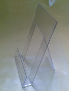 pleksi_stand_08